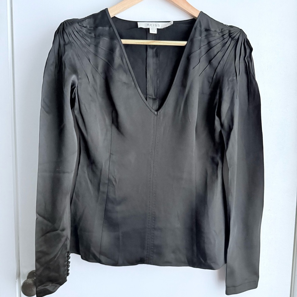 Reiss Black V-Neck Blouse Pleated Shoulder Long-Sleeve Top Size 4 / UK 8